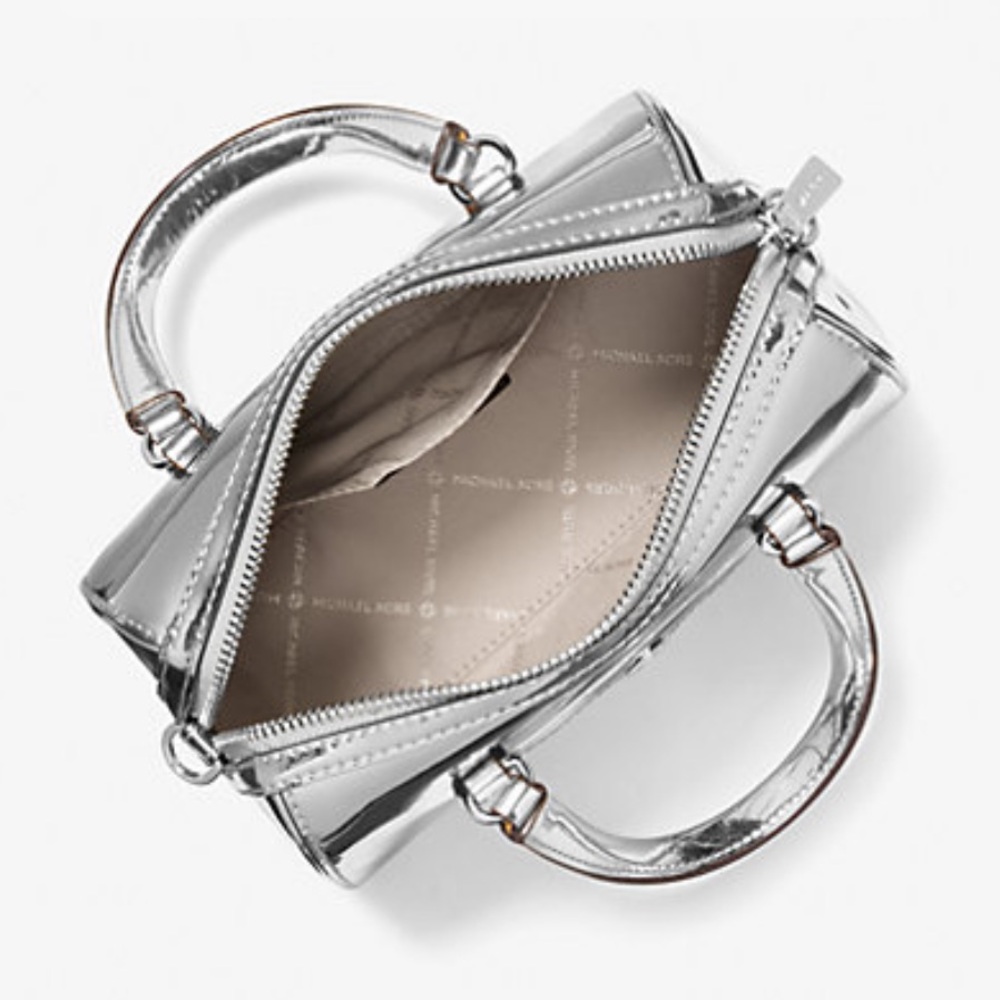 MICHAEL KORS Jet Set Small Patent Duffel Xbody Crossbody Bag
Silver
NWT - Picture 4 of 16